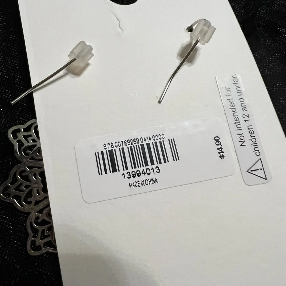 Express Earrings Drop Patterned - Picture 2 of 2